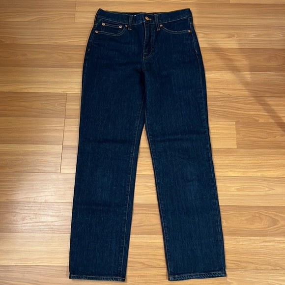 J.Crew Petite High-rise '90s classic straight-fit jean in Dark Resin Rinse Wash - Picture 5 of 10